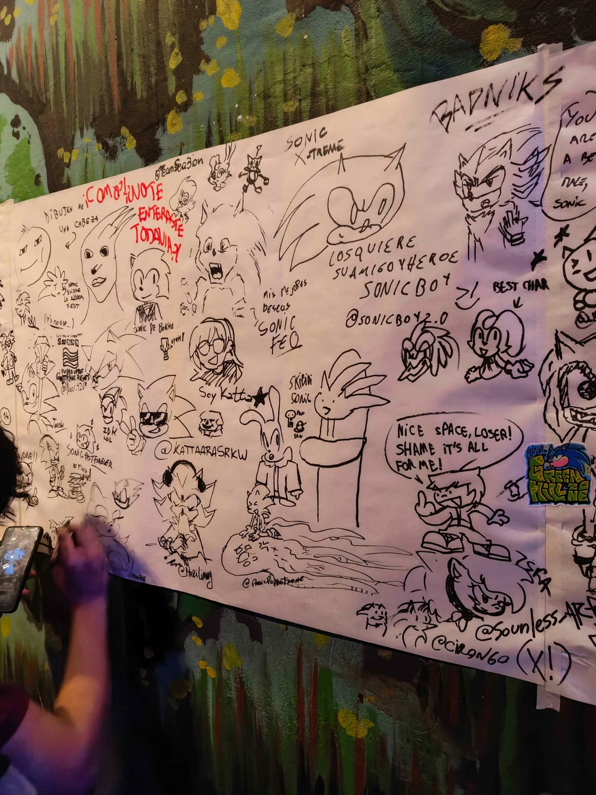 Papelería exclusiva para asistentes de Sonic Fest