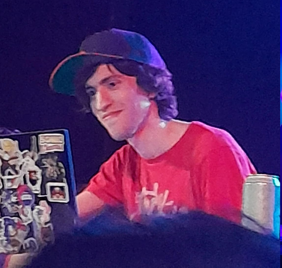 Thiagomii tecladista de The Badniks the badniks sonic fest